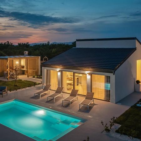Bandelli Villas Oklaj ภายนอก รูปภาพ