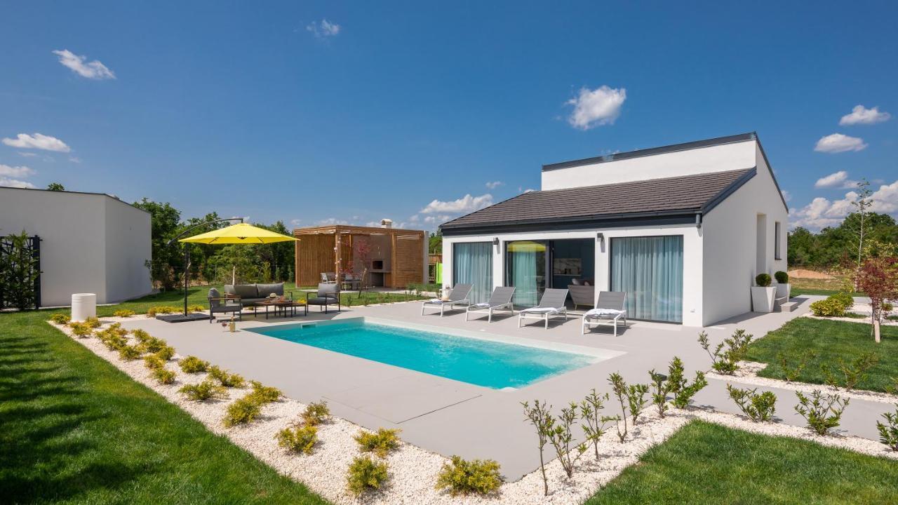 Bandelli Villas Oklaj ภายนอก รูปภาพ