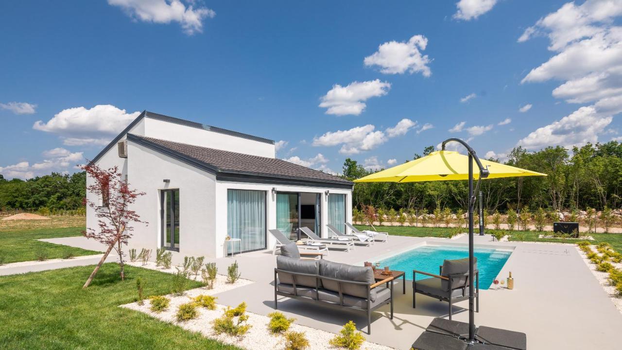 Bandelli Villas Oklaj ภายนอก รูปภาพ