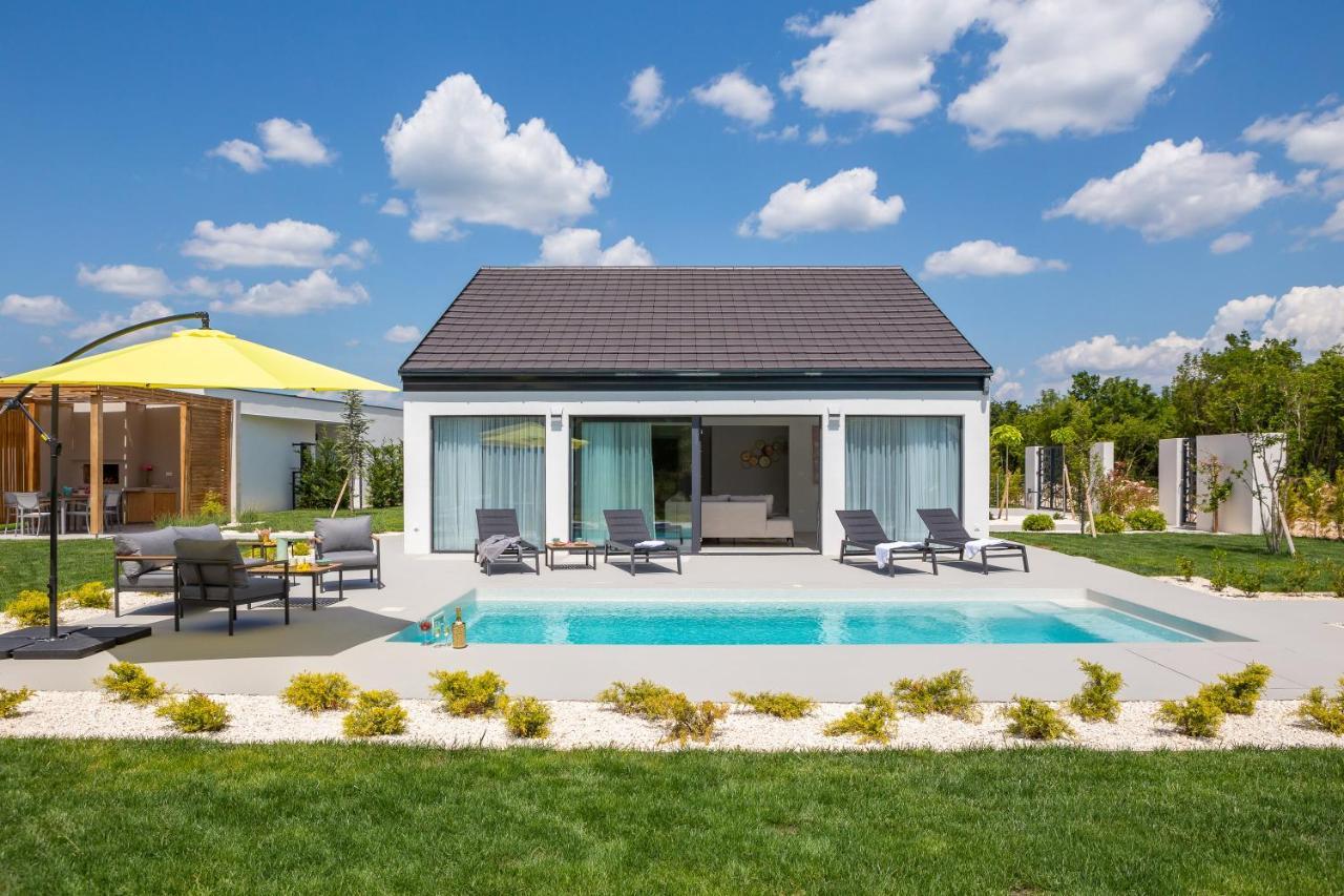 Bandelli Villas Oklaj ภายนอก รูปภาพ