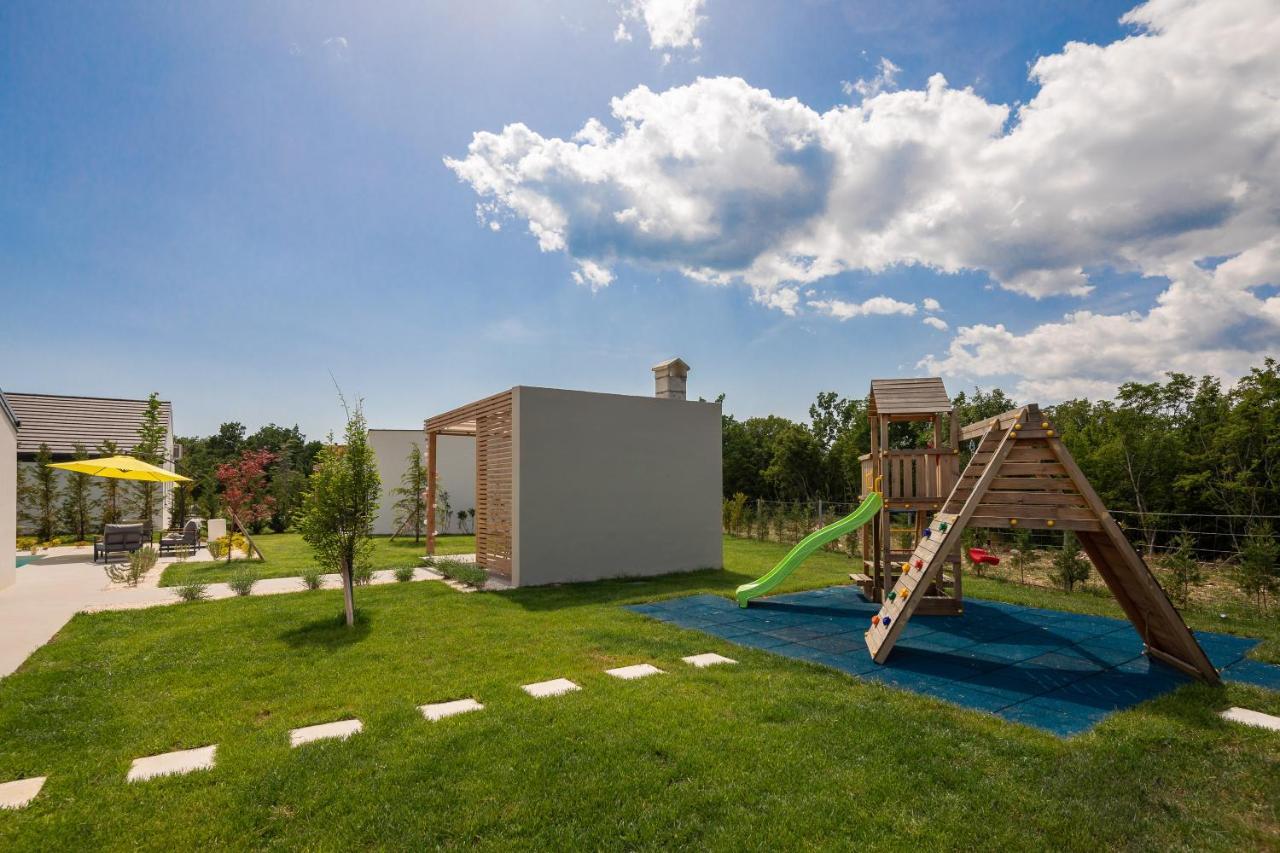 Bandelli Villas Oklaj ภายนอก รูปภาพ
