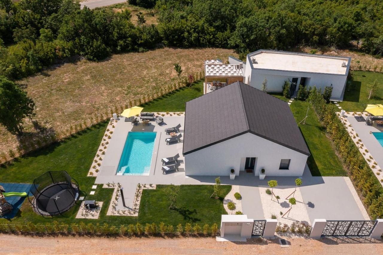Bandelli Villas Oklaj ภายนอก รูปภาพ
