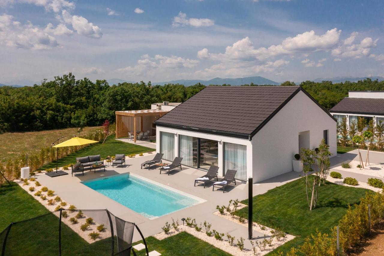 Bandelli Villas Oklaj ภายนอก รูปภาพ