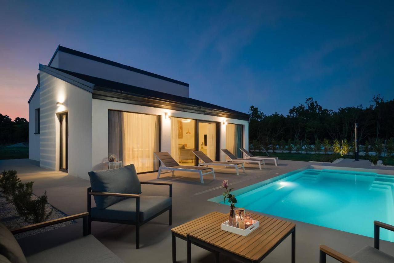 Bandelli Villas Oklaj ภายนอก รูปภาพ